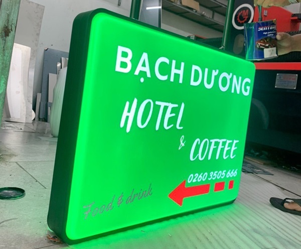 Mẫu hộp đèn mica quảng cáo của hotel & coffee Bạch Dương
