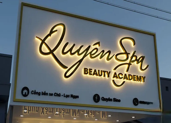 Mẫu bảng hiệu Quyên Spa