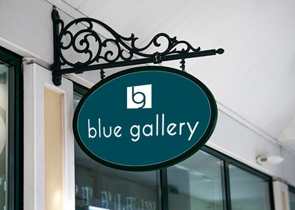 Bảng hiệu quảng cáo hình elip của shop Blue Gallery